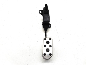 Pédale d’accélérateur - 781100W080