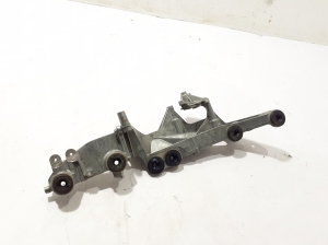 Mercedes Benz GLC-Class 254 (2022–2026) Luftfiltergehäusehalter A1390108200 - 2