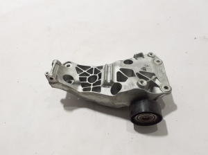 A/C compressor bracket - A1391550300