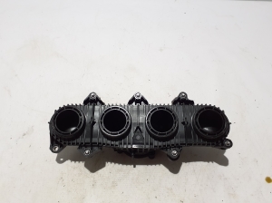 Intake manifold - A1390908801
