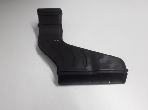 Kia Sorento (2009–2014) Intercooler air deflector 282102P800 - 2