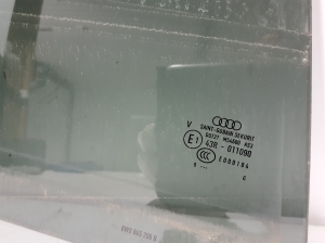AUDI A4 B9 (2015–2026) Rear side door glass 8W9845206B - 2