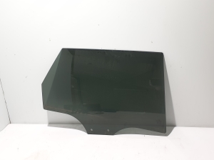   Vitre de porte latérale arrière  - 8W9845206B 