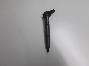 Injektor Einspritzdüse - 338002F000