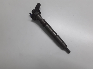 Kia Sorento (2009–2014) Injektor Einspritzdüse 338002F000 - 4
