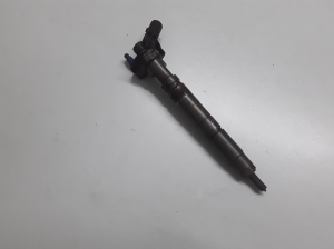Kia Sorento (2009–2014) Injektor Einspritzdüse 338002F000 - 3