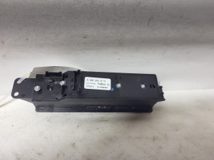Mercedes Benz Sprinter /906/ (2006–2018) Fensterheberschalter vorne A9065451213 - 2