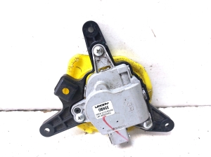 Hyundai Santa Fe (2012–2018) Heater flap actuator EA1F0NE9LA03 - 4