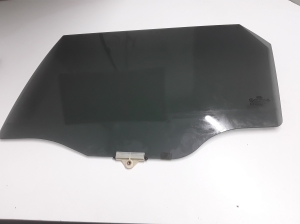 Kia Sorento (2009–2014) Aizmugurējo sānu durvju stikls 834112P010 - 4