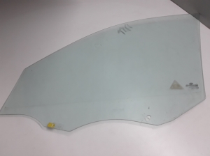Kia Sorento (2009–2014) Esiukse klaas 824212P001 - 2