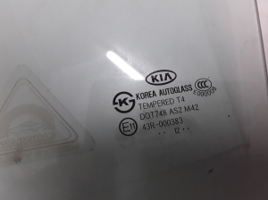 Kia Sorento (2009–2014) Priekšējo durvju stikls 824112P001 - 3