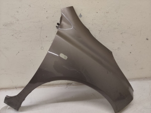 Front fender - 63100-AX630