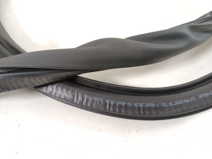 Opel Astra L (2021–2026) Tagumise küljeukse tihend uksel 9838518480 - 3