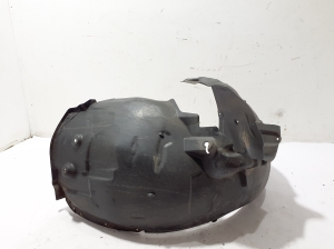 AUDI A4 B9 (2015–2026) Pare-boue passage de roue avant 8W0821172G - 2