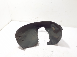 AUDI A4 B9 (2015–2026) Pare-boue passage de roue avant 8W0821172G