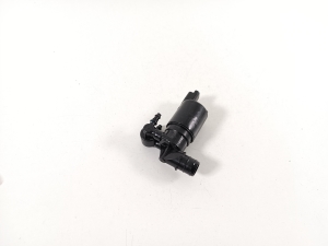 Opel Astra L (2021–2026) Front windshield washer pump 9825894180 - 2