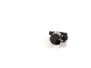 Opel Astra L (2021–2026) Front windshield washer pump 9825894180 - 3