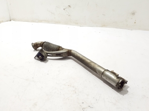 AUDI A4 B9 (2015–2026) Summuti painduv ühendus 8W0253343A - 3