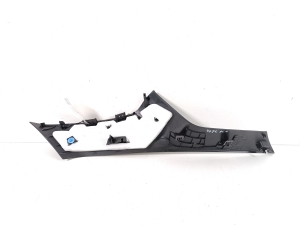 Opel Astra L (2021–2026) Tagumise toe sisekujundus 98417263ZD - 2