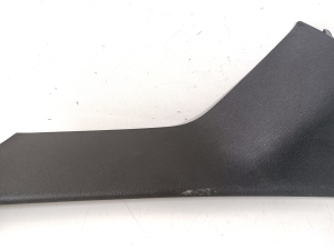 Opel Astra L (2021–2026) Tagumise toe sisekujundus 98417263ZD - 4
