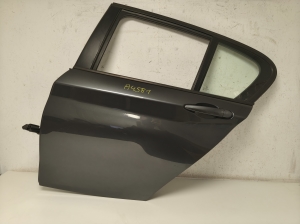 Rear side doors