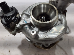 AUDI A4 B9 (2015–2026) Turbo 059145873ER - 3