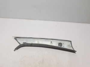 AUDI A4 B9 (2015–2026) Esipiilari siseviimistlus 8W0867233E - 3