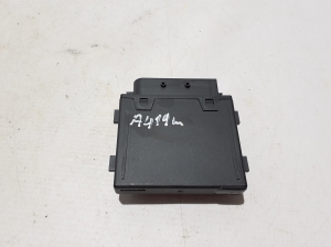 AUDI A4 B9 (2015–2026) Fuel pump control module 4M0906093L - 3