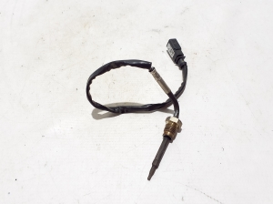 Capteur de température des gaz d’échappement - 8W0906088AC
