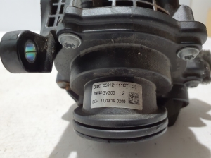 AUDI A4 B9 (2015–2026) Termostaadi korpus 059121111CT - 3