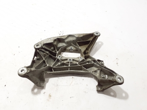 AUDI A4 B9 (2015–2026) Getriebehalter 8W0399262AF - 3