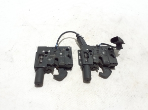 AUDI A4 B9 (2015–2026) Hood latch 8W0823509B - 3