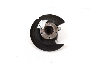 Rear wheel hub - 