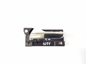   Rear side door interior handle  - 68079303AB 