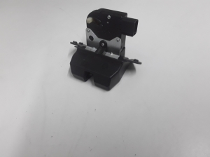 Kia Sorento (2009–2014) Trunk lid lock 812301H000 - 2