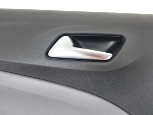 Opel Crossland X X 75 (2017–2026) Tagumise küljeukse polster 475853623 - 2