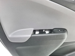 Opel Crossland X X 75 (2017–2026) Tagumise küljeukse polster 475853623 - 5