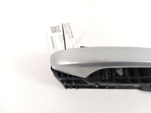 Opel Astra L (2021–2026) Front door external opening handle and its details - 3