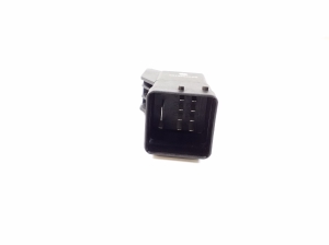 Jeep Grand Cherokee WK2 (2010–2026) Glow plug relay 68149041AB - 3