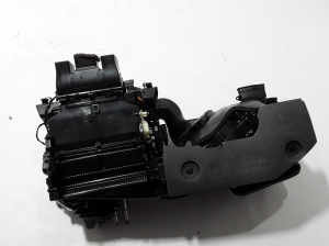 AUDI A4 B9 (2015–2026) Boîtier de chauffage habitacle 8W1820005AL - 3
