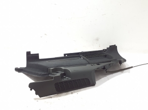 AUDI A4 B9 (2015–2026) Panneau de garniture latérale du coffre 8W9863879L - 3