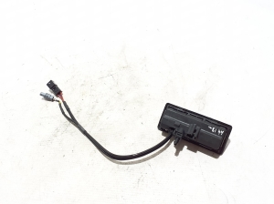 AUDI A4 B9 (2015–2026) Trunk lid exterior handle 3V0827566M - 4