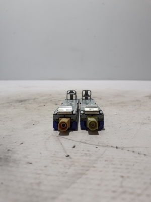 AUDI A4 B9 (2015–2026) Antenna amplifier 8W9035225M - 2