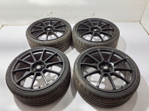   Jeu de roues, R-20  -  