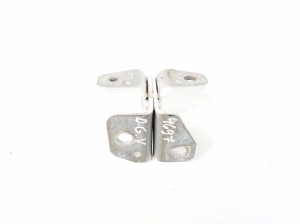 Jeep Grand Cherokee WK2 (2010–2026) Rear side door upper hinge 55113660AC - 2