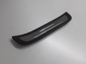 Kia Sorento (2009–2014) Inner sill trim 858952P100 - 4