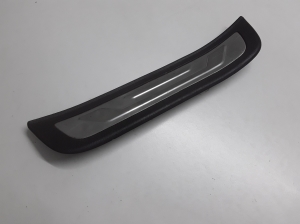 Kia Sorento (2009–2014) Inner sill trim 858912P100 - 3