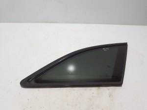   Vitre de custode arrière  - 8W9845298AA 