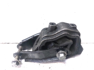 VOLVO XC70 (2007–2016) Engine mount 8070M18 - 4