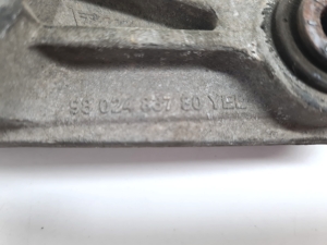 Opel Crossland X X 75 (2017–2026) Engine mount 9802483780 - 4